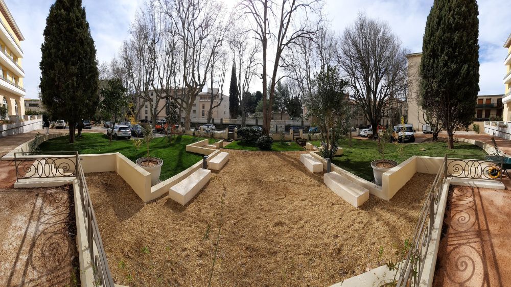 Nimes - Une restauration d'un bâtiment historique à Avignon 5.jpg