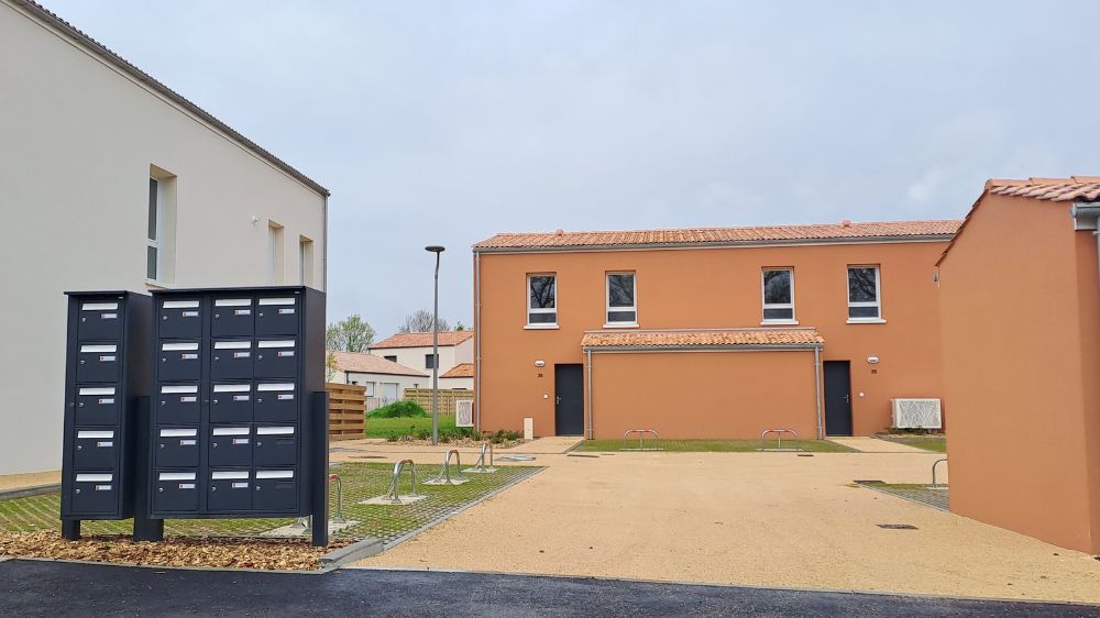 la roche sur yon - création d'espaces verts.jpg