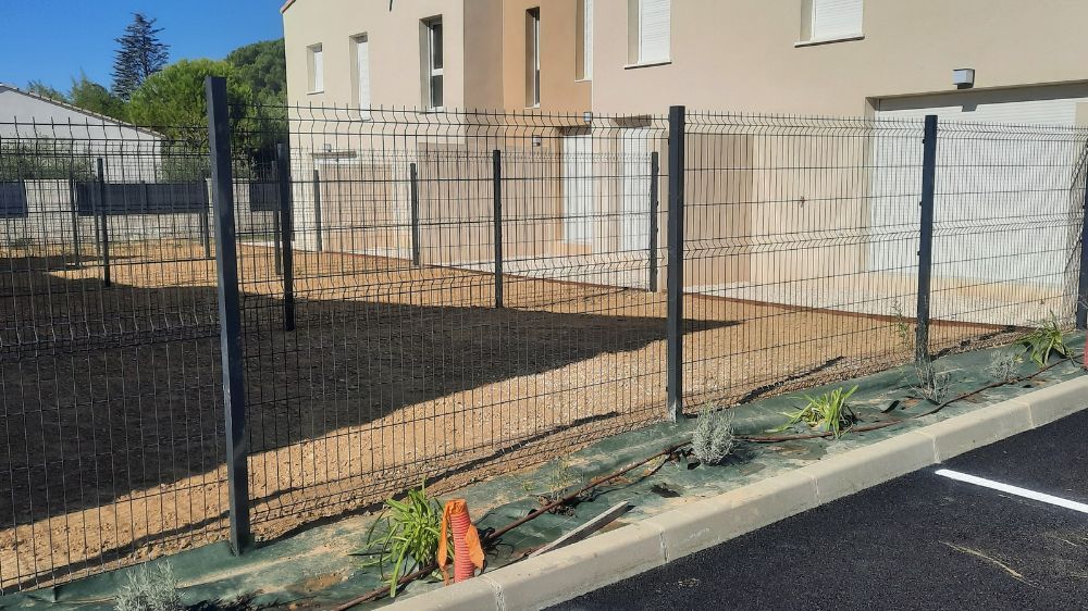 Saint privat des vieux créa espaces verts.jpg Saint privat des vieux créa espaces verts.jpg